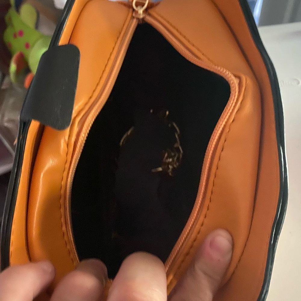 Restocked!! - NWT Halloween Bag - Picture 4 of 6